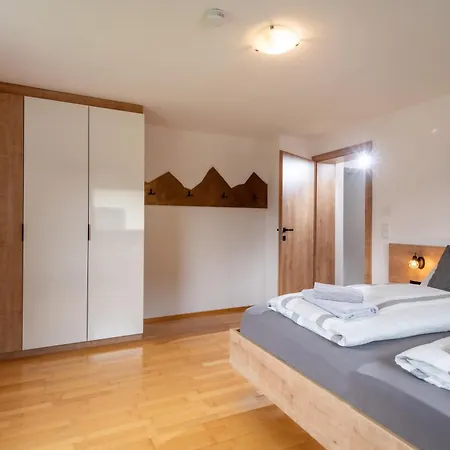 Gondelspass Apartamento *